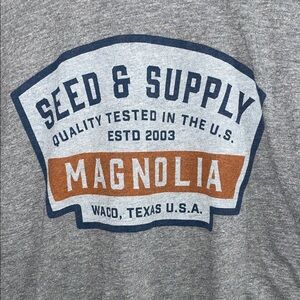 Magnolia Waco, Texas Seed & Supply Blue and Orange Graphic Tee, size medium